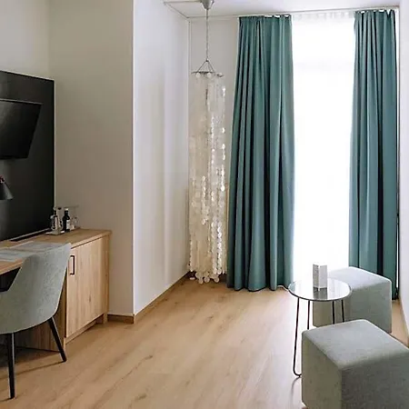 Hotel Am Fluss 3*